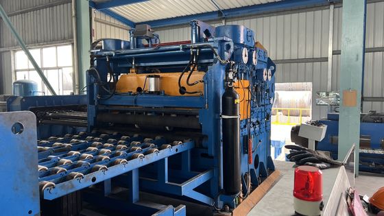 10-25 mm warmgewalste stalen spoel scheermachine voor nauwkeurig nivelleren en dwars snijden