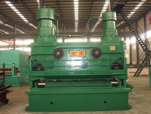 Productielijn voor het snijden van stalen spoelen met een vaste scheermachine