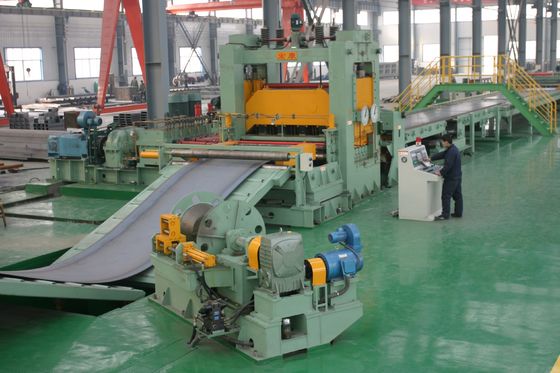 Vervaardiging van motorvoertuigen Stalen spoelverstelmachine voor het terugwinden van platen of spoelen