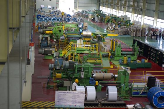 2 12 Snijlijnen Metalen staal spoel Snijmachine hoge snelheid Lange snijlijn