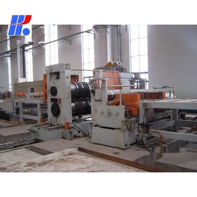 Stainless Steel Coil Uncoiling Leveling Shearing Stacking Line voor 4640*1815*1910 Grootte