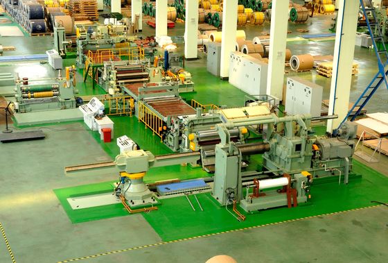 Metalen snijmachines voor de productie van materiaal