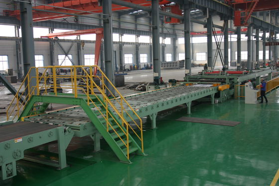 High Speed Flying Shear Cut to Length Machine voor verhoogde materialenproductiviteit
