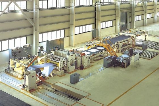 Productielijn voor het ontwikkelen van metalen spoelen met vliegende scheer met video-uitgaande inspectie