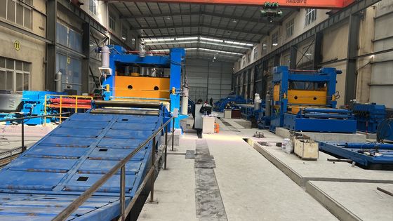 Gemakkelijk te bedienen 16mm staal 3in 1 metalen spoel rechtmakende machine Gewicht KG 450