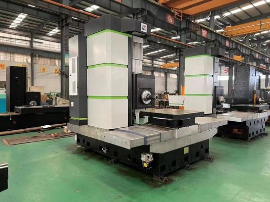 Competitieve CNC-boren- en freesmachine met een positioneringsnauwkeurigheid van ±0,03/500 mm
