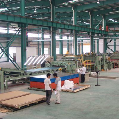 8-25mm Stalen spoel snijmachine Spoel snijlijn Spoel reinigingsmachine Leveler Stalen plaatmachine