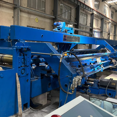 Machine voor het gelijkstellen van staalconstructies met een gewicht van 35 kg voor het platmaken en terugdraaien van stalen spoelen