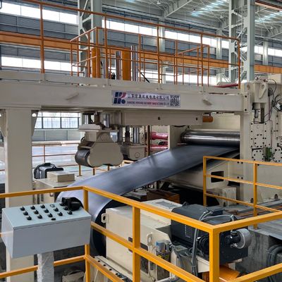 Machines voor het snijden van rollen van staalconstructies en voor het snijden van rollen