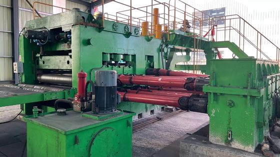 Hoogproductieve platmachine voor het rechtzetten en dwars snijden van staalplaten