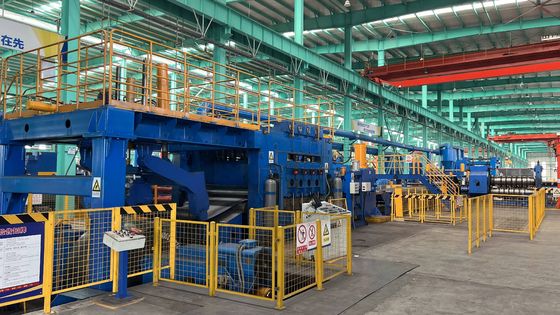Metal Coil Cut Steel Sheet Machine Coil Leveling Slitting Line Snij snelheid 15-30 m/min