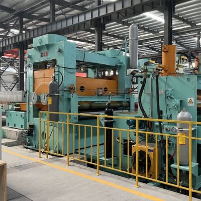 Verticale en horizontale scheermachine voor het automatisch snijden van stalen spoelen met hoge snelheid