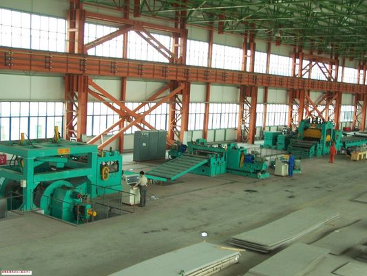 Productielijn voor mobiele scheermachines voor staalfabrieken met een rolopening, evenwicht en snijfuncties