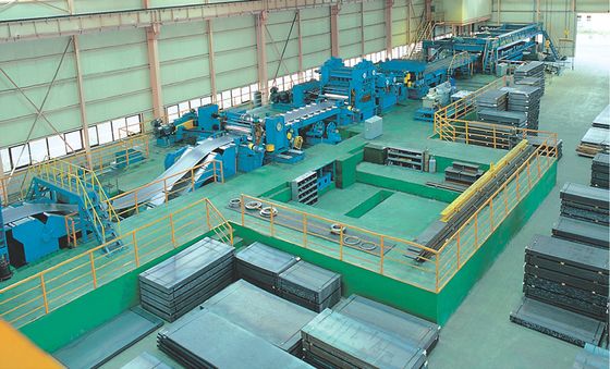 PLC-gecontroleerde automatische stalen spoel snijlijn met een straightener feeder uncoiler
